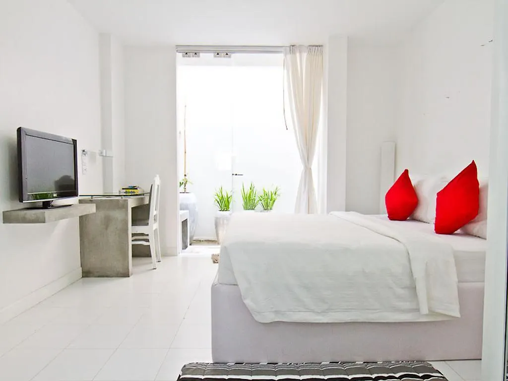 Oc Hotel 3*, Σίχανουκβιλ