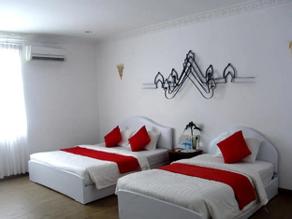 Oc Hotel 3*, Σίχανουκβιλ